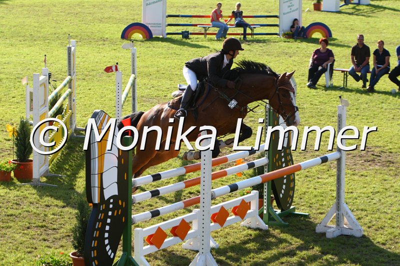 005M5848_Quiseidon_M Springen.JPG